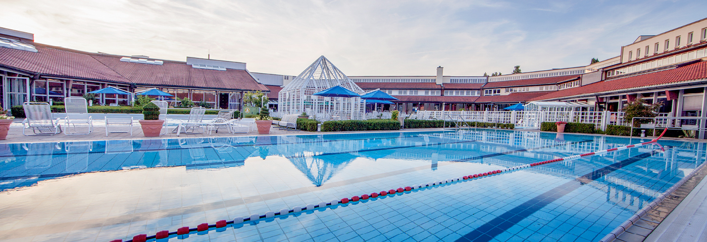 Der Außenbereich der Limes-Therme